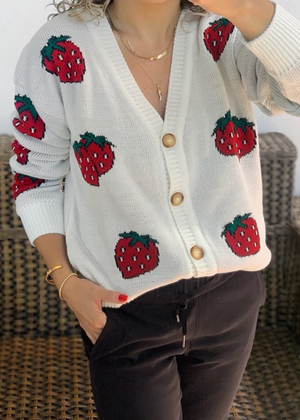 Suéter Strawberry Crema  |  Cream Strawberry Sweater